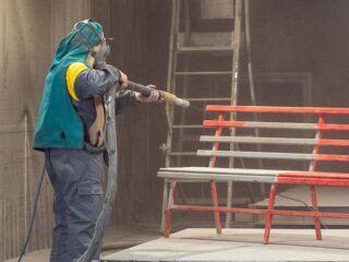 Sabbiatura Industriale Su Ferro E Metalli